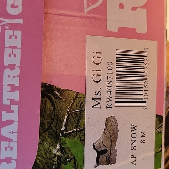 NWB RealTree Ms. GIGI AP Snow size 8M - Picture 5 of 5